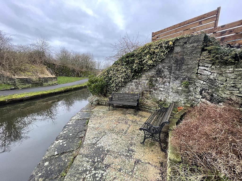 3 bedroom mid terrace house To Let in Barnoldswick - Externally